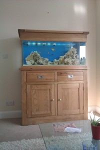 Aquarium Oak cabinet 120cm doors and drawers, 210 liters, with full equipment: £450 ono